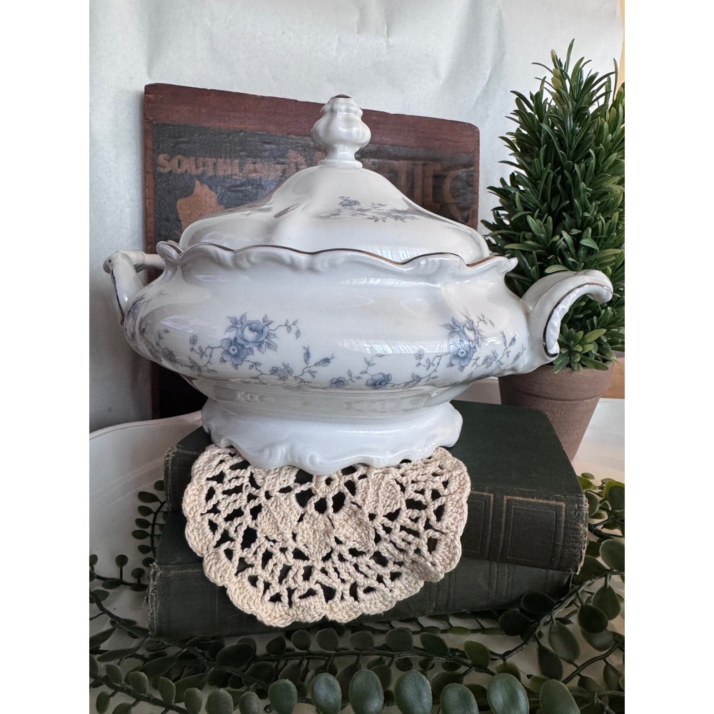 Vintage White Porcelain Soup Tureen Blue Floral Gold Trim Scalloped Lid 11in